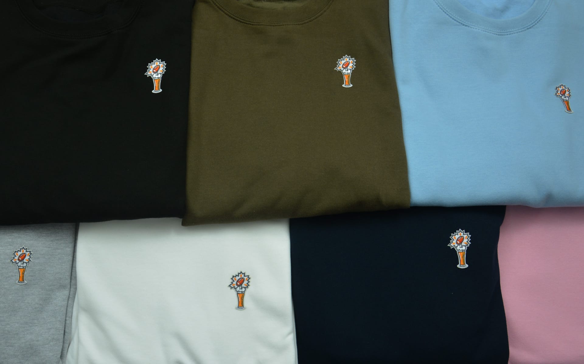 Football und Weizen Merch Patch Sweater Bild