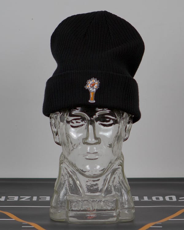 Foto von der Football und Weizen Beanie in der Farbe "Schwarz"